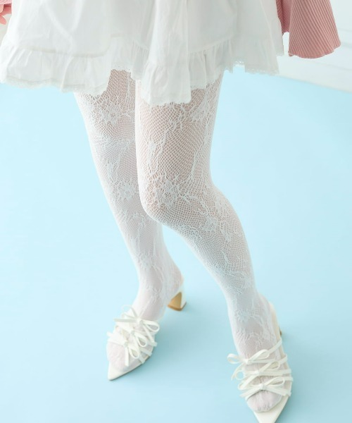 tutuanna(チュチュアンナ)の「まるっきり素肌!のようなフェイクタイツ80デニール(ラッセルレース柄)(タイツ/ストッキング・レディース・ブラック/オフホワイト・M-L/L-XL)」の11枚目の写真