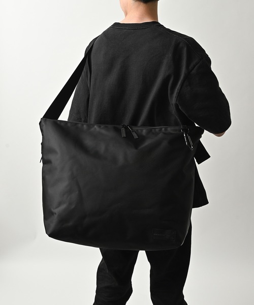 ADAM PATEK(アダムパテック)の「『ADAMPATEK』water repellent shoulder big bag 2nd(ショルダーバッグ・メンズ・ネイビー/カーキ/グレー系/ブラック・FREE)」の1枚目の写真