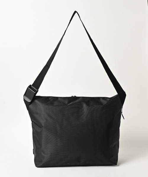 ADAM PATEK(アダムパテック)の「『ADAMPATEK』water repellent shoulder big bag 2nd(ショルダーバッグ・メンズ・ネイビー/カーキ/グレー系/ブラック・FREE)」の6枚目の写真