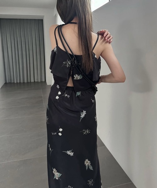 WILLFULLY(ウィルフリー)の「multi flower print bustier skirt SET UP(セットアップ・レディース・ブラック/チャコール・FREE)」の6枚目の写真