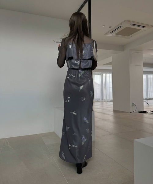 WILLFULLY(ウィルフリー)の「multi flower print bustier skirt SET UP(セットアップ・レディース・ブラック/チャコール・FREE)」の16枚目の写真