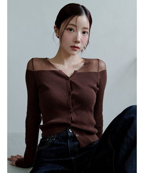 Stylevoice for xxx(スタイルヴォイスフォー)の「<maronさんコラボ>アシンメトリーシアードッキングニットカーディガン(カーディガン/ボレロ・レディース・ブラウン/グレー/ブラック・F)」の1枚目の写真