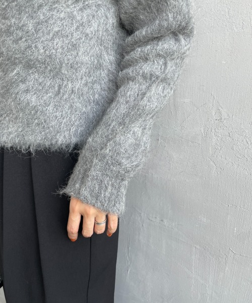 GYMPHLEX/ジムフレックス] ロゴ刺繍 クルーネック ショート丈 シャギー