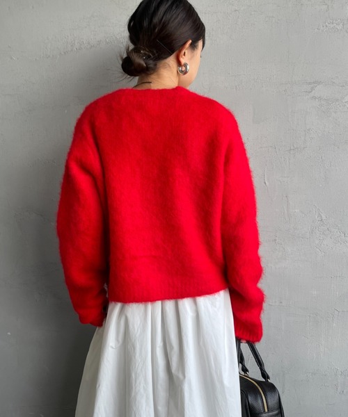 GYMPHLEX（ジムフレックス）の「[GYMPHLEX/ジムフレックス] ロゴ刺繍 クルーネック ショート丈 シャギーニットカーディガン（カーディガン/ボレロ・レディース・ライトグレー/レッド/ネイビー・14）」の17枚目の写真