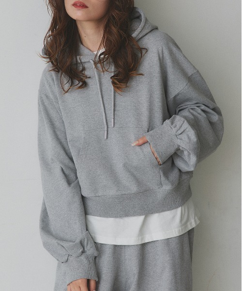 ad thie(アドティエ)の「スウェット プルパーカー(パーカー・レディース・杢グレー/オートミール/チャコール/ブラウン/レッド/ブラック・MEDIUM/LARGE)」の2枚目の写真