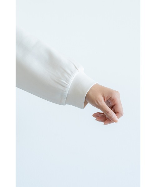 M.deux（エムドゥ）の「ダンボールフリルプルオーバー（Tシャツ/カットソー・レディース・ネイビー/オフホワイト・MEDIUM）」の9枚目の写真