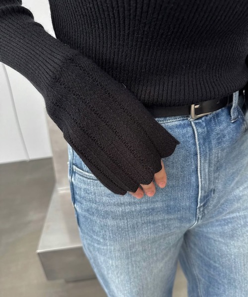 WILLFULLY（ウィルフリー）の「scallop high neck flare sleeve knit（ニット/セーター・レディース・ブラウン/ベージュ/アイボリー/ブラック/グレー・FREE）」の9枚目の写真