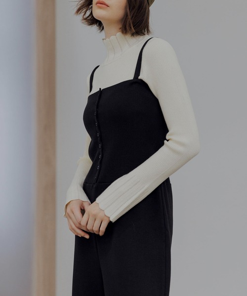 WILLFULLY（ウィルフリー）の「scallop high neck flare sleeve knit（ニット/セーター・レディース・ブラウン/ベージュ/アイボリー/ブラック/グレー・FREE）」の8枚目の写真