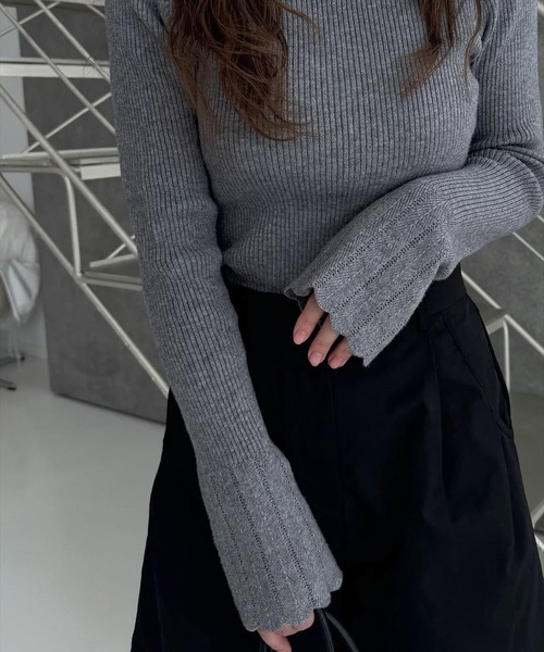 WILLFULLY（ウィルフリー）の「scallop high neck flare sleeve knit（ニット/セーター・レディース・ブラウン/ベージュ/アイボリー/ブラック/グレー・FREE）」の13枚目の写真