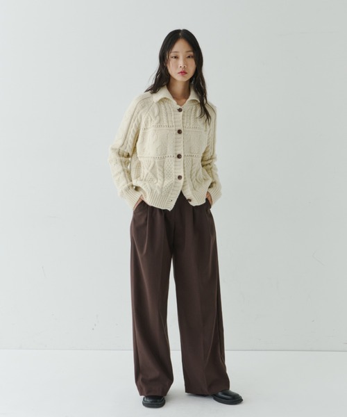 NUJOH(ヌゾ)の「Chunky Cable Knit Short Cardigan / チャンキーニットショートカーディガン(ニット/セーター・レディース・ベージュ/ブルー・FREE)」の10枚目の写真