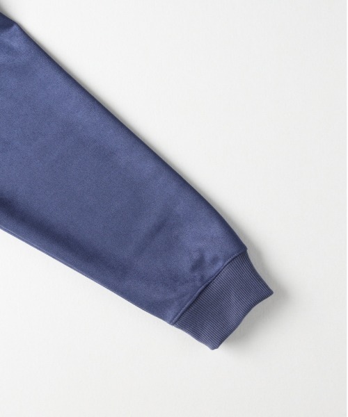 BACK NUMBER（バックナンバー）の「【BACK NUMBER】フェイクスエードロゴクルートレーナー（スウェット・メンズ・ダークグレー/ブルー/ブラック・M/L/XL）」の6枚目の写真