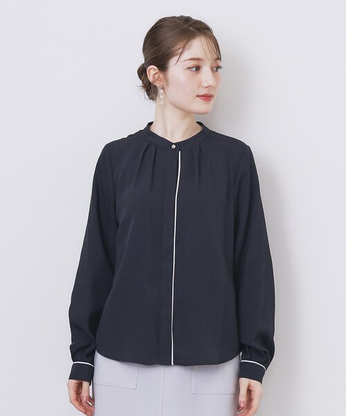 index（インデックス）の「タックデザインバンドカラーブラウス【洗濯機OK】（シャツ/ブラウス・レディース・ホワイト系7/ベージュ系その他7/ネイビー系4/ブラック系7・36/38/40/42）」の16枚目の写真