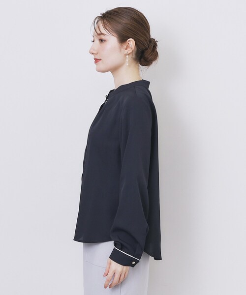 index（インデックス）の「タックデザインバンドカラーブラウス【洗濯機OK】（シャツ/ブラウス・レディース・ホワイト系7/ベージュ系その他7/ネイビー系4/ブラック系7・36/38/40/42）」の19枚目の写真