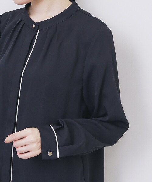 index（インデックス）の「タックデザインバンドカラーブラウス【洗濯機OK】（シャツ/ブラウス・レディース・ホワイト系7/ベージュ系その他7/ネイビー系4/ブラック系7・36/38/40/42）」の22枚目の写真