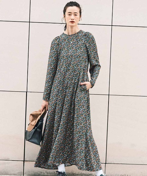 IEDIT(イディット)の「IEDIT レゾリヴァード×福田麻琴さん プリントワンピース〈ブラック〉(ワンピース・レディース・ブラック系その他・MP/M/L/LL/3L)」の1枚目の写真