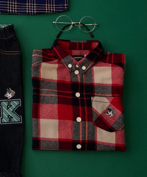 kladskap（クレードスコープ）の「オオカミ刺しゅうチェック長袖シャツ（シャツ/ブラウス・キッズ・モスグリーン/レッド・110cm/90cm/100cm/120cm/130cm）」の12枚目の写真