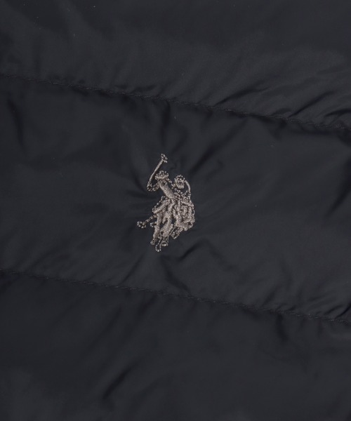 U.S. POLO ASSN.（ユーエスポロアッスン）の「U.S.POLO ASSN. キルティング ノーカラー フェイクダウンジャケットベスト/中わたインナーダウン レディース（ダウンベスト・レディース・ベージュ/ネイビー/アイボリー/ブラック/カーキ・M/L）」の20枚目の写真