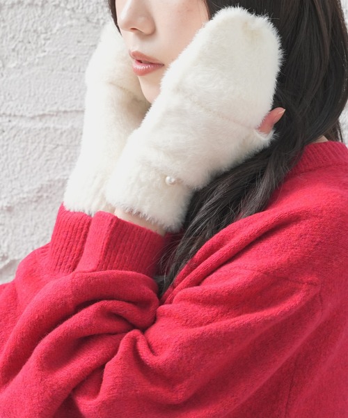 Honeys（ハニーズ）の「【ハニぽか】フード付シャギー手袋（手袋・レディース・モカ/アイボリー・FREE）」の7枚目の写真