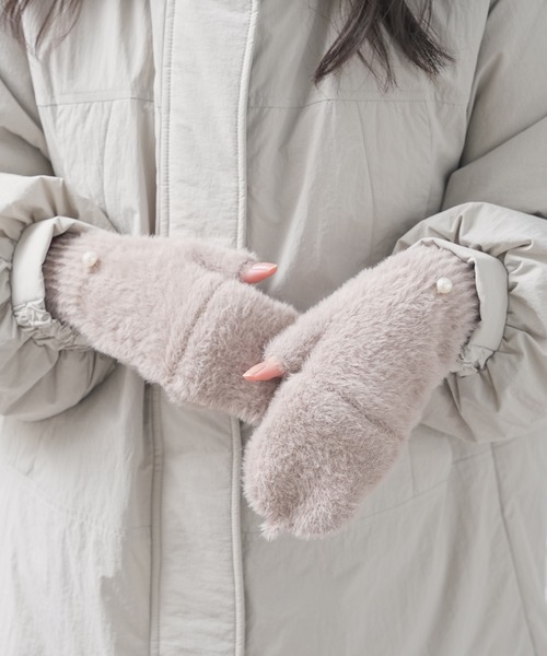 Honeys（ハニーズ）の「【ハニぽか】フード付シャギー手袋（手袋・レディース・モカ/アイボリー・FREE）」の13枚目の写真