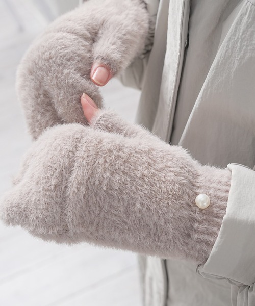 Honeys（ハニーズ）の「【ハニぽか】フード付シャギー手袋（手袋・レディース・モカ/アイボリー・FREE）」の15枚目の写真