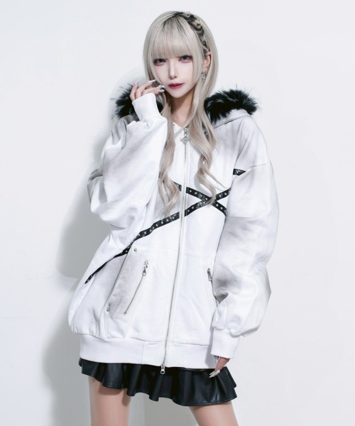 REFLEM(レフレム)の「『REFLEM/レフレム』ファー付きうさ耳ZIPパーカー/ジップアップパーカー(パーカー・レディース・ホワイト/ブラック・FREE)」の10枚目の写真