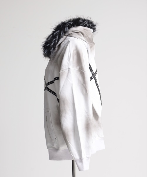 REFLEM(レフレム)の「『REFLEM/レフレム』ファー付きうさ耳ZIPパーカー/ジップアップパーカー(パーカー・レディース・ホワイト/ブラック・FREE)」の18枚目の写真