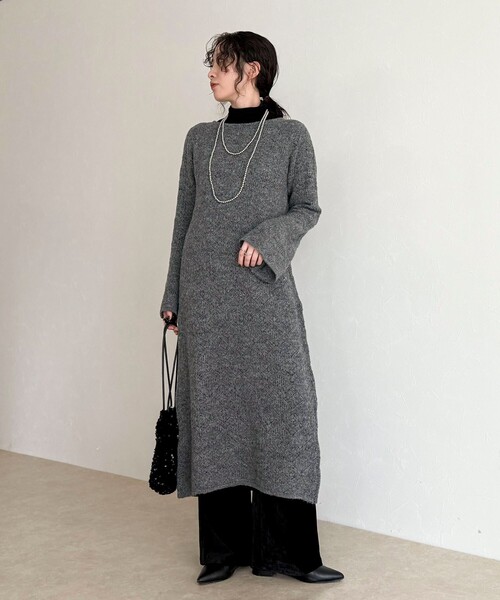 フレディエミュ（fredy emue）/モヘヤ混透かし柄ベルスリーブワンピース セール】モヘヤ混透かし柄ベルスリーブワンピース（ワンピース