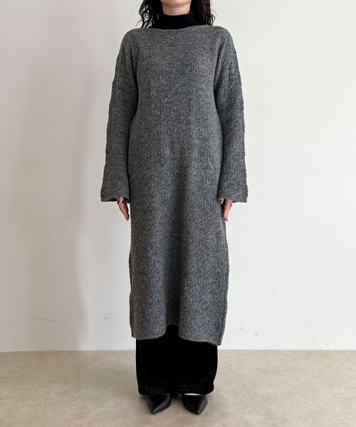 フレディエミュ（fredy emue）/モヘヤ混透かし柄ベルスリーブワンピース セール】モヘヤ混透かし柄ベルスリーブワンピース（ワンピース