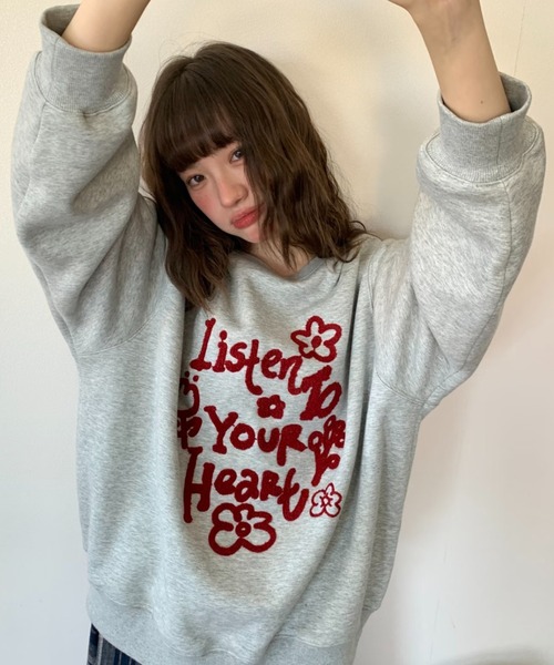 セール】もこもこ立体刺繍スウェット /Listen to your heart