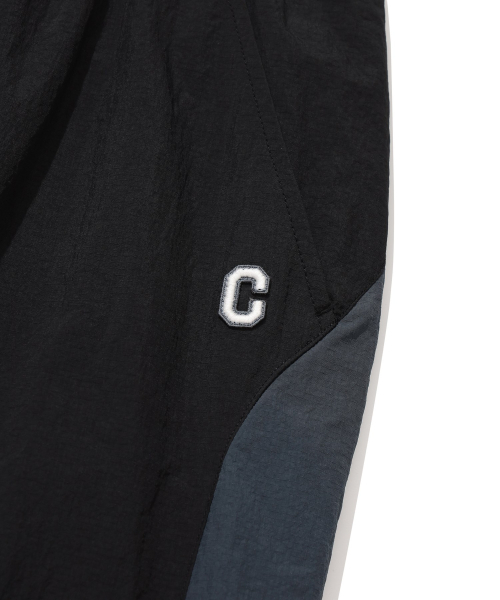 COVERNAT(カバーナット)の「カレッジトラックブロックジョガーパンツブラック(スウェットパンツ・レディース・その他・SMALL/MEDIUM/LARGE)」の8枚目の写真