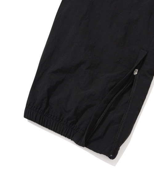 COVERNAT(カバーナット)の「カレッジトラックブロックジョガーパンツブラック(スウェットパンツ・レディース・その他・SMALL/MEDIUM/LARGE)」の9枚目の写真