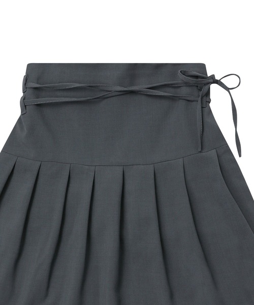 ALAND（エーランド）の「MUCENT／リボンプリーツスカート（スカート・レディース・ブラック/チャコールグレー・FREE）」の11枚目の写真