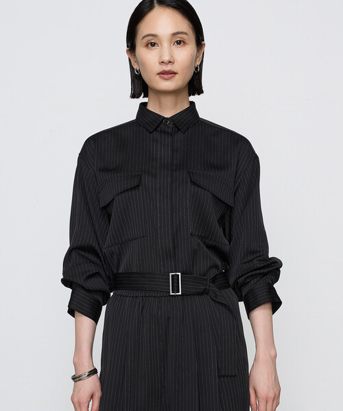 COMME CA（コムサ）の「〔 TALLサイズ 〕【ブライトリーセットアップ】サテンストライプ・無地 シャツジャケット（ブルゾン・レディース・ブラック系その他/グレー系その他・13号/15号）」の8枚目の写真