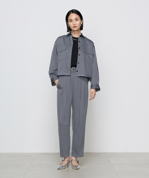 COMME CA（コムサ）の「〔 TALLサイズ 〕【ブライトリーセットアップ】サテンストライプ・無地 シャツジャケット（ブルゾン・レディース・ブラック系その他/グレー系その他・13号/15号）」の15枚目の写真