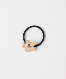 Right-on（ライトオン）の「【Right-on Basic】フラワーモチーフヘアゴム (エナメル光沢 / シンプルデザイン / 洗練印象)（ヘアゴム・レディース）」