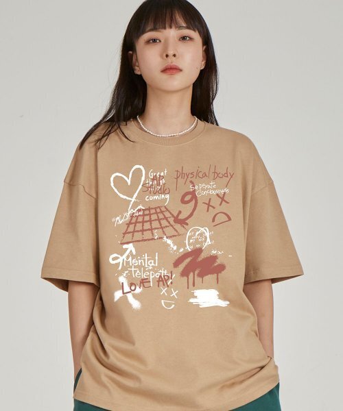 ASTRAL PROJECTION(アストラルプロジェクション)の「フロントアストラルグラフィティラウンドネック15番手綿半袖Tシャツ_ベージュ(Tシャツ/カットソー・レディース・その他・MEDIUM/X-LARGE/LARGE)」の1枚目の写真