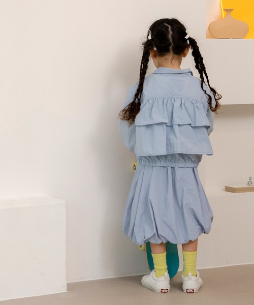MAKE YOUR DAY（メイクユアデイ）の「ティアードフリルナイロンブルソン■80～140cm（ナイロンジャケット・キッズ・サーモンピンク/ベージュ/サックスブルー・80/90/100/110/120/130/140）」の12枚目の写真