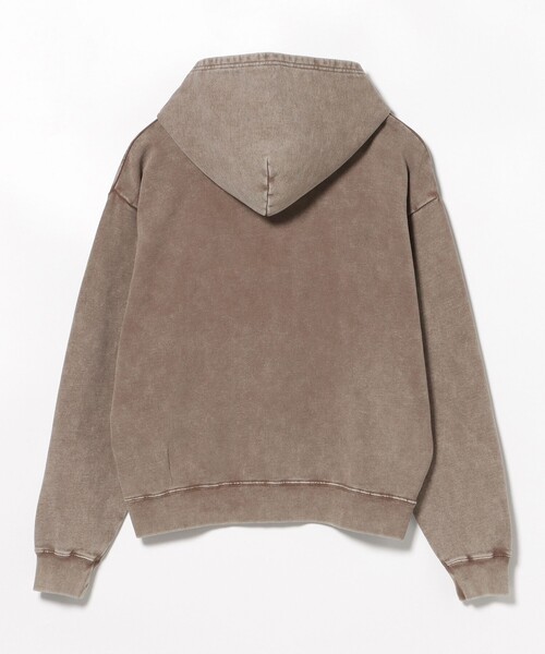 BEAMS HEART(ビームスハート)の「フェード エンブレム ジップ パーカー【ユニセックス】(パーカー・メンズ・ブラック/ブラウン・LARGE/MEDIUM/SMALL)」の9枚目の写真