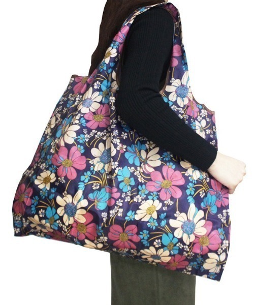 TONE SELECT GOODS(トーンセレクトグッズ)の「【urge select】レトロ柄 折りたたみ コンパクト ショッピングバッグ/エコバッグ(エコバッグ/サブバッグ・レディース・その他1/その他2/その他3・MEDIUM/LARGE)」の4枚目の写真