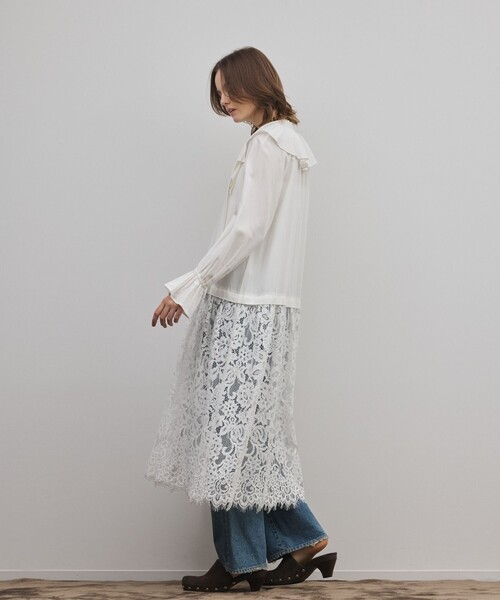 GRACE CONTINENTAL(グレースコンチネンタル)の「レースコンビフリルカフタンワンピース(ワンピース・レディース・キナリ・36)」の3枚目の写真