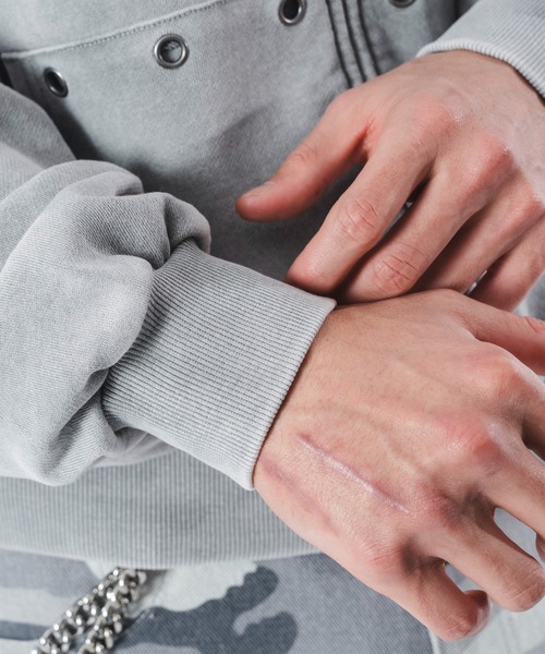 SHORT ROUND(ショートラウンド)の「SHORT ROUND/【26年春新作】ブリーチハトメZIPパーカー(パーカー・メンズ・グレー/ブラック系その他・MEDIUM/LARGE)」の13枚目の写真