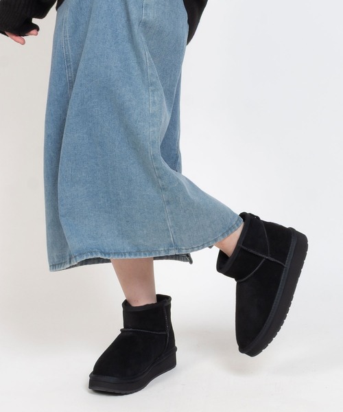 EMU Australia(エミューオーストラリア)の「PLATFORM MICRO WOOL 2.0 / 厚底ムートンブーツ(ブーツ・レディース・ブラック/ブラウン/チャコール・7/8/6)」の1枚目の写真