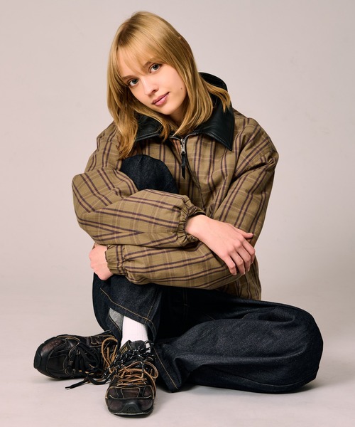 WETTEMPT(ウィテンプト)の「REVERSIBLE CHECK SYNTHETIC BLOUSON / リバーシブルチェック合皮ブルゾン(ブルゾン・メンズ・ブラック/ダークブラウン・SMALL/MEDIUM/LARGE)」の22枚目の写真