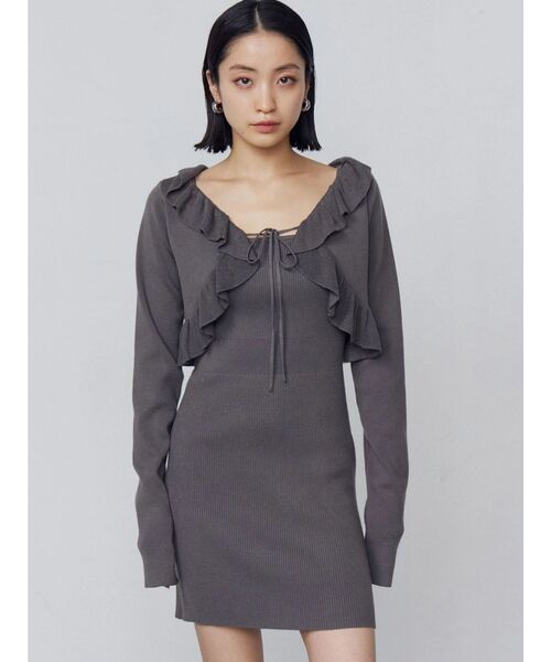 EMODA(エモダ)の「クロップドカーディガンセットアップ(ワンピース・レディース・ブラック/グレー・FREE)」の10枚目の写真