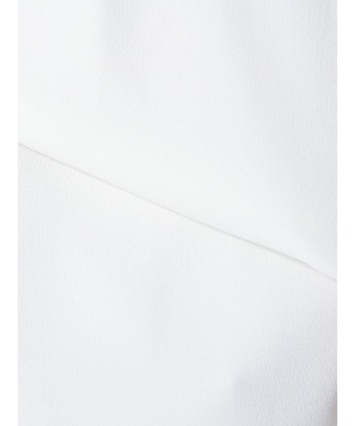 SUIT SQUARE（スーツスクエア）の「ラウンドネックブラウス 8分袖 ウォッシャブル NIR＋UVカット 無地 メタルパーツ（シャツ/ブラウス・レディース・ベージュ/ネイビー/イエロー/サックスブルー/オフホワイト・38(9号)/40(11号)）」の17枚目の写真