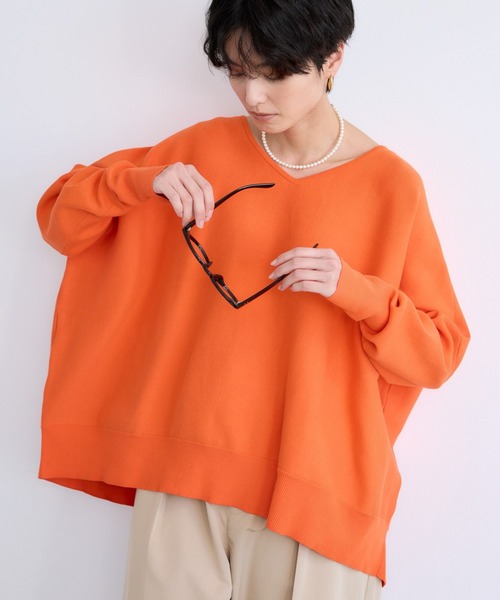 BARNYARDSTORM（バンヤードストーム）の「BARNYARDSTORM / ソフトVネックボリュームニット【WB限定カラー】（ニット/セーター・レディース・ライトブルー/オレンジ/イエロー/ネイビー/グリーン/ホワイト・FREE）」の6枚目の写真