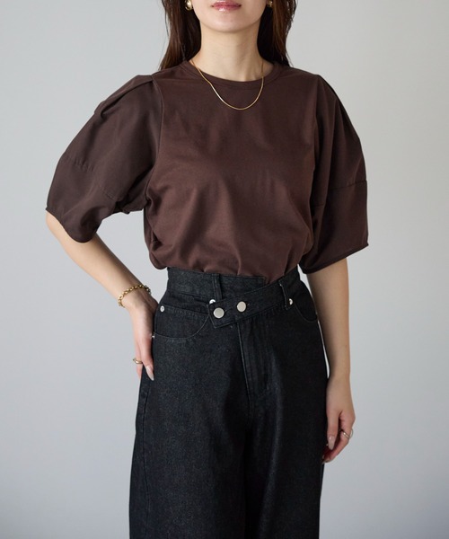 PREFERIR(プレフェリール)の「【体型カバー】コクーンスリーブTシャツ/五分袖・二の腕カバー(Tシャツ/カットソー・レディース・ホワイト/ブラック/ブラウン/チャコールグレー・FREE)」の21枚目の写真