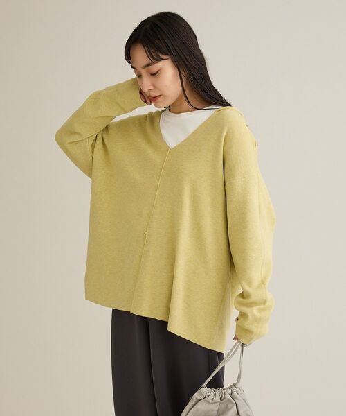 CRAFT STANDARD BOUTIQUE(クラフトスタンダードブティック)の「Vネックフードカシュクールニットプルオーバー(ニット/セーター・レディース・ライトイエロー/杢グレー・FREE)」の9枚目の写真