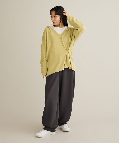 CRAFT STANDARD BOUTIQUE(クラフトスタンダードブティック)の「Vネックフードカシュクールニットプルオーバー(ニット/セーター・レディース・ライトイエロー/杢グレー・FREE)」の14枚目の写真