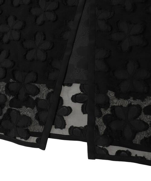 martinique（マルティニーク）の「フラワージャガードIラインスカート（スカート・レディース・ブラック/ホワイト・FREE）」の10枚目の写真